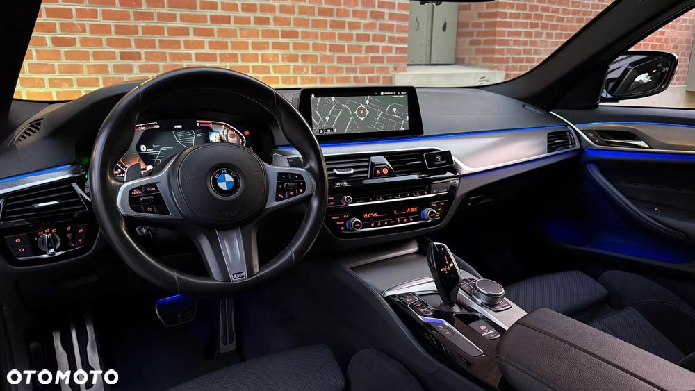 BMW Seria 5 520d xDrive M Sport sport - 13