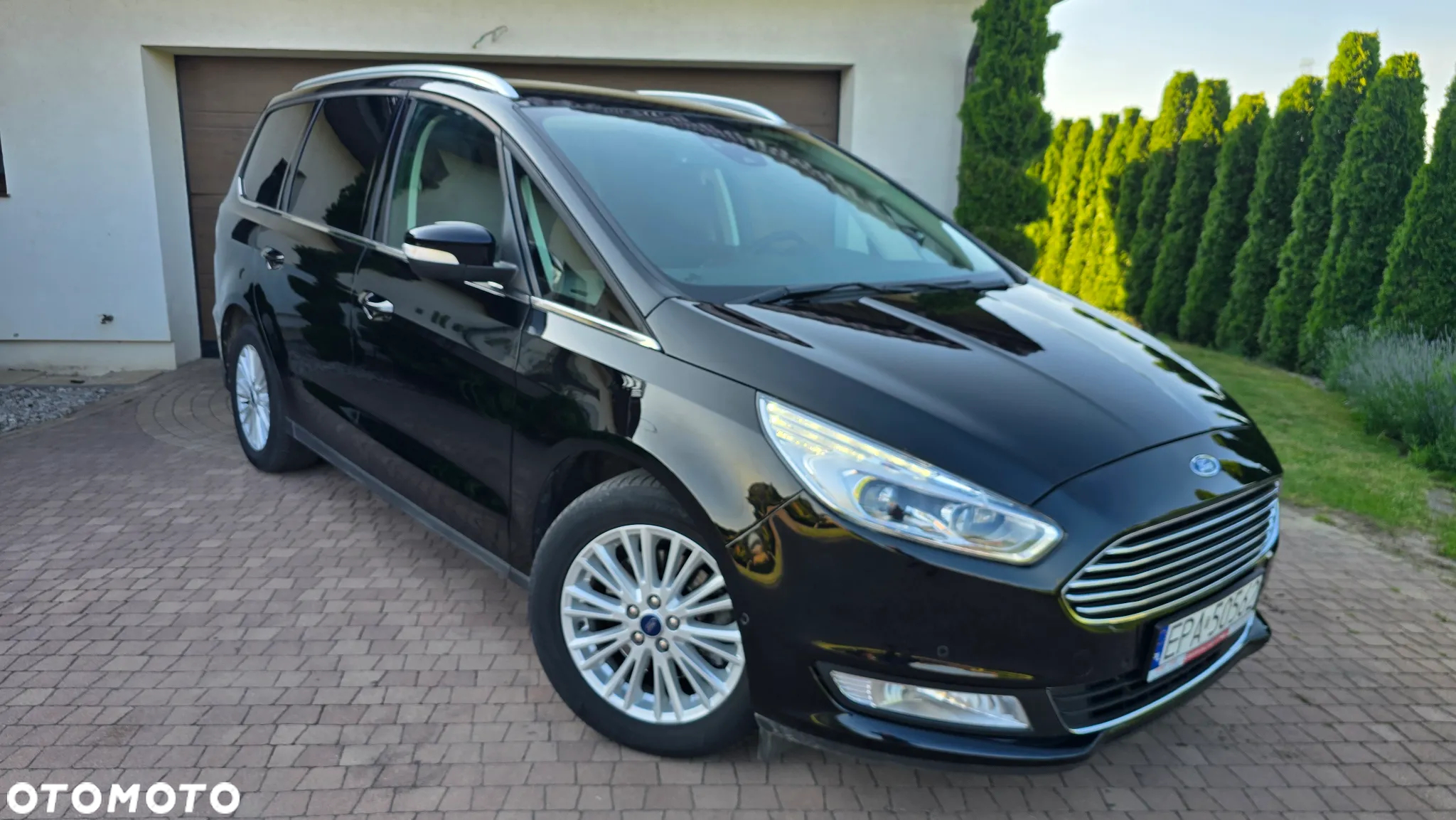 Ford Galaxy - 13