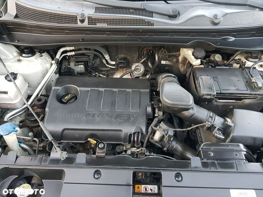 Kia Sportage 1.7 CRDI 2WD Spirit - 19