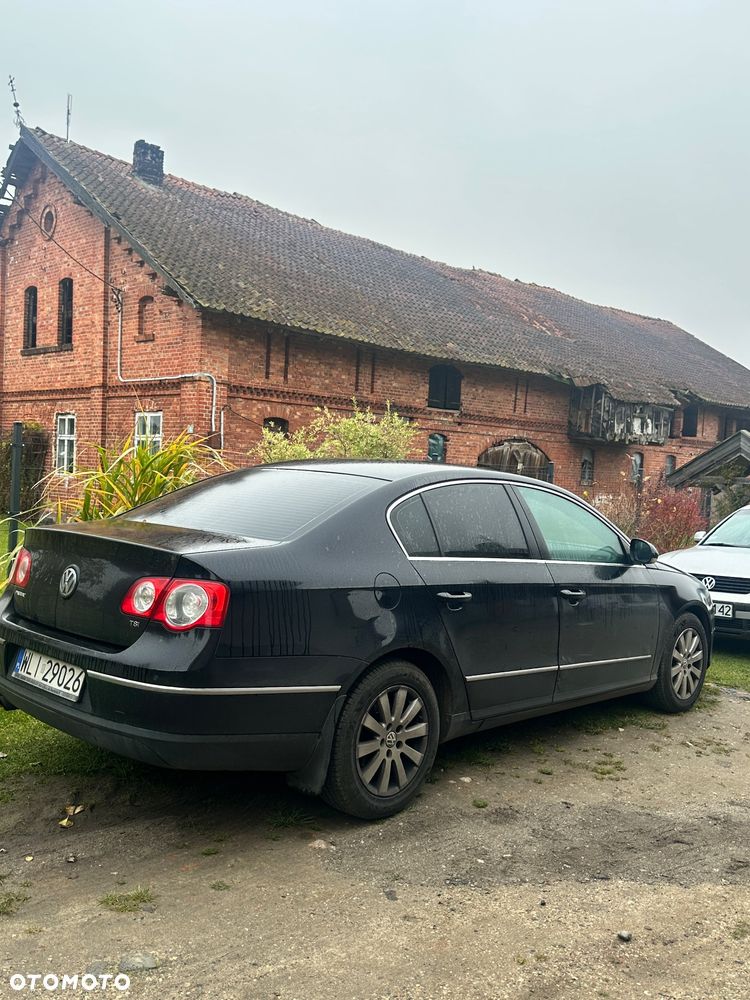 Volkswagen Passat 1.8 TSI Highline - 4