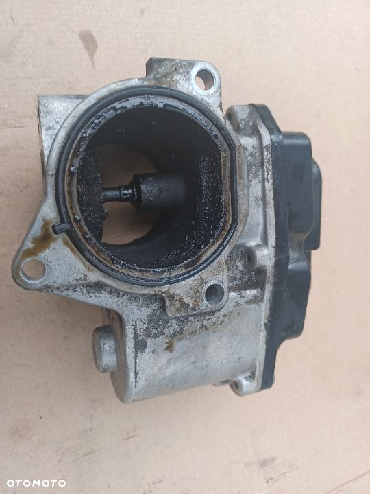 ZAWÓR EGR VW AUDI 2.0 TDI 03L131501G - 3