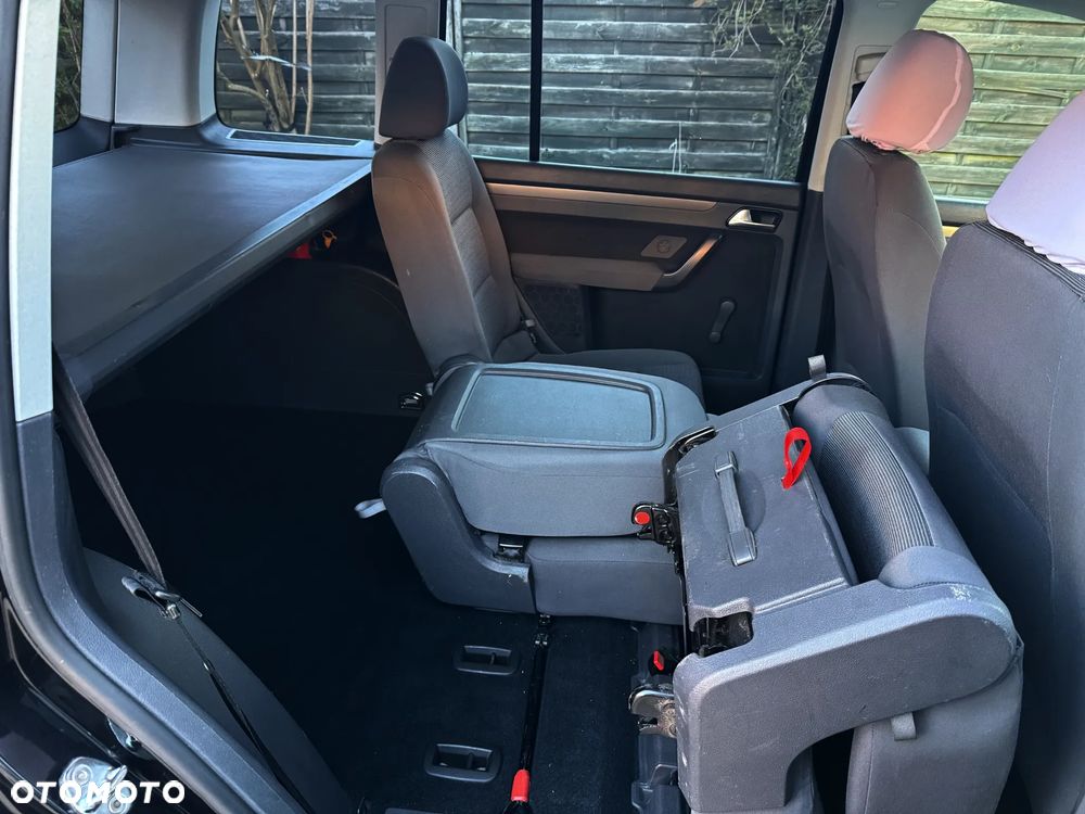 Volkswagen Touran 1.9 TDI Trendline - 9