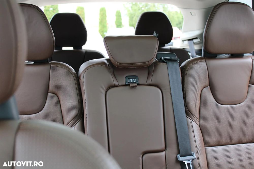 Volvo XC 90 T8 eAWD R-Design - 18