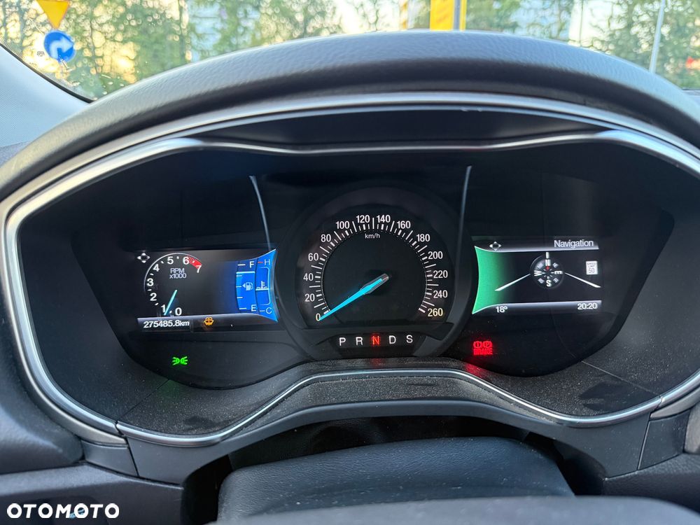 Ford Fusion - 10