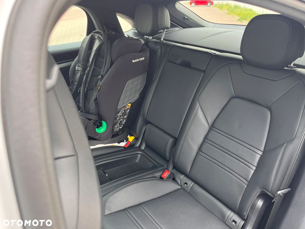 Porsche Cayenne Standard - 19
