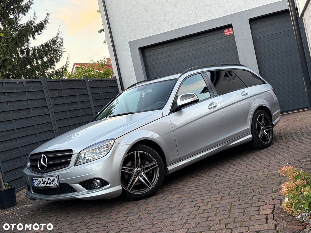 Mercedes-Benz C-Class 2008 photo 4