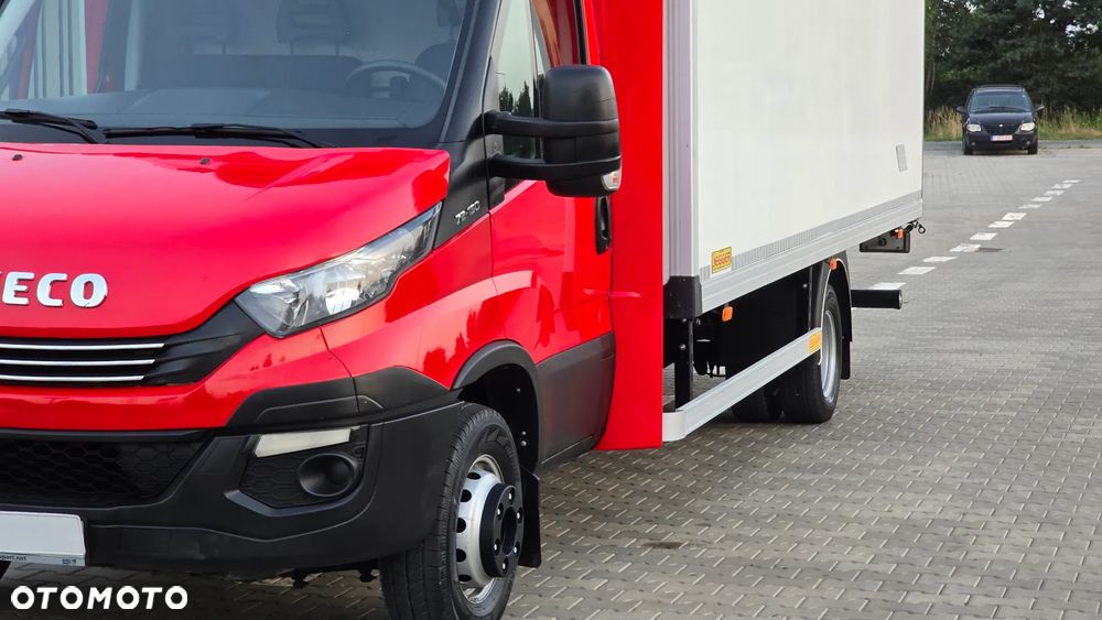 Iveco IVECO DAILY 72C18 3.0 180KM DMC 7200 ❗❗ MODEL 2019 / CARRIER XARIOS 500 / MROŹNIA +32 -32 / ZABUDOWA JEGGER 10 EP / GRUBA ŚCIANA / WINDA BAR 1000KG / NAVI / KAMERA COFANIA / RADAR  / SERWIS ASO / ŁADOWNOŚĆ 3600KG❗❗ JAK NOWY❗❗ - 30