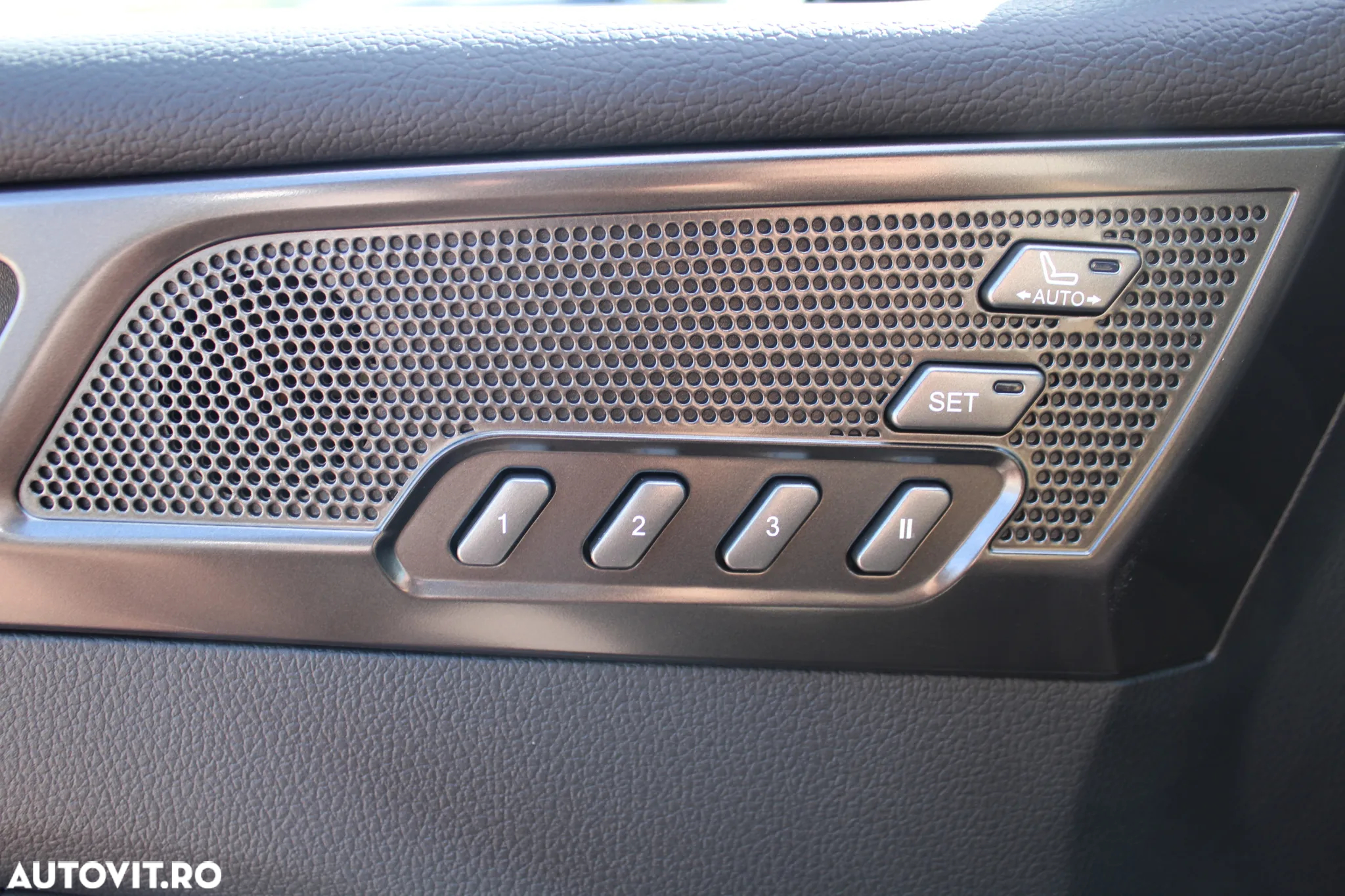 SsangYong REXTON G4 2.2 e-XDI 4WD Premium - 26