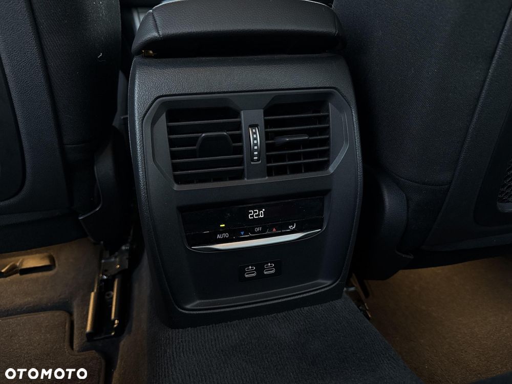 BMW Seria 3 318i Advantage - 17