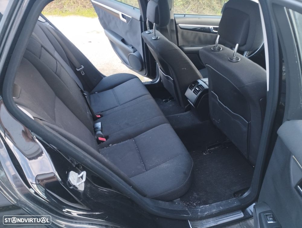 Mercedes-Benz C 220 CDi Classic BlueEfficiency - 2