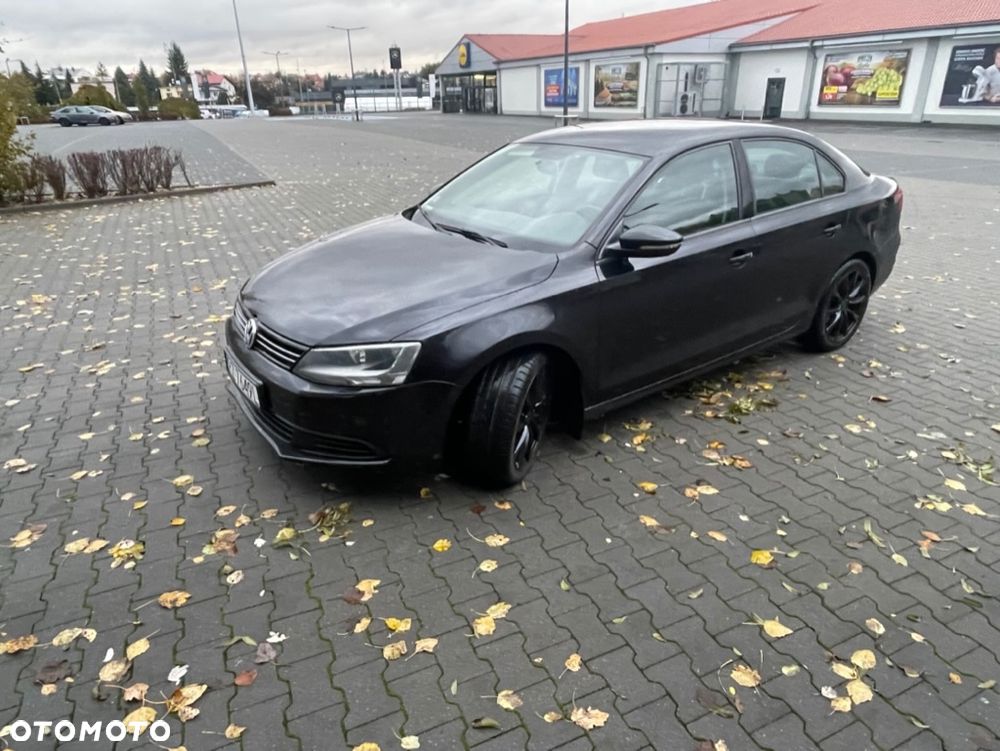 Volkswagen Jetta 1.6 TDI Trendline Optimum - 3