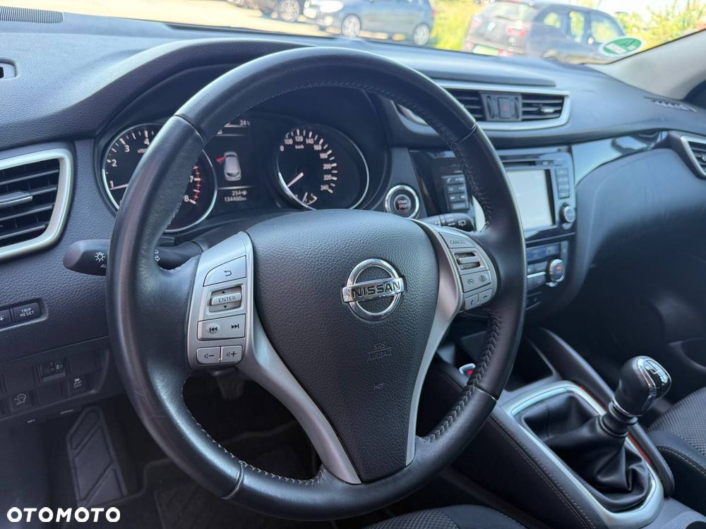 Nissan Qashqai 1.6 360 - 14