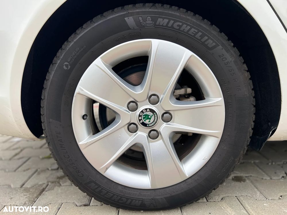 Skoda Octavia 1.8 TSI Business DSG - 9