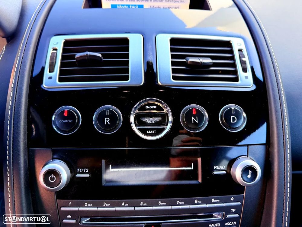 Aston Martin Vantage Coupe V8 Sportshift - 15