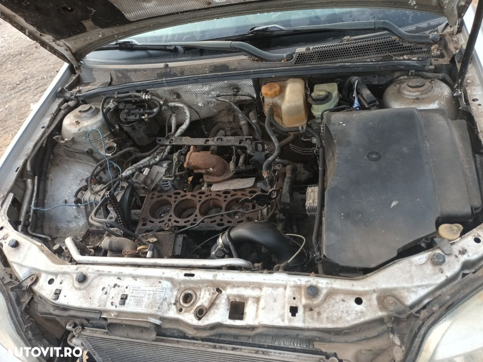 Dezmembrari  Opel VECTRA C  2002  > 2009 2.0 DTi Motorina - 2