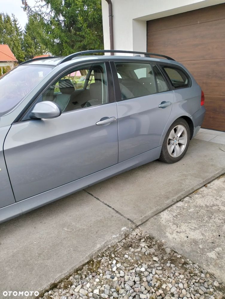 BMW Seria 3 320d - 5