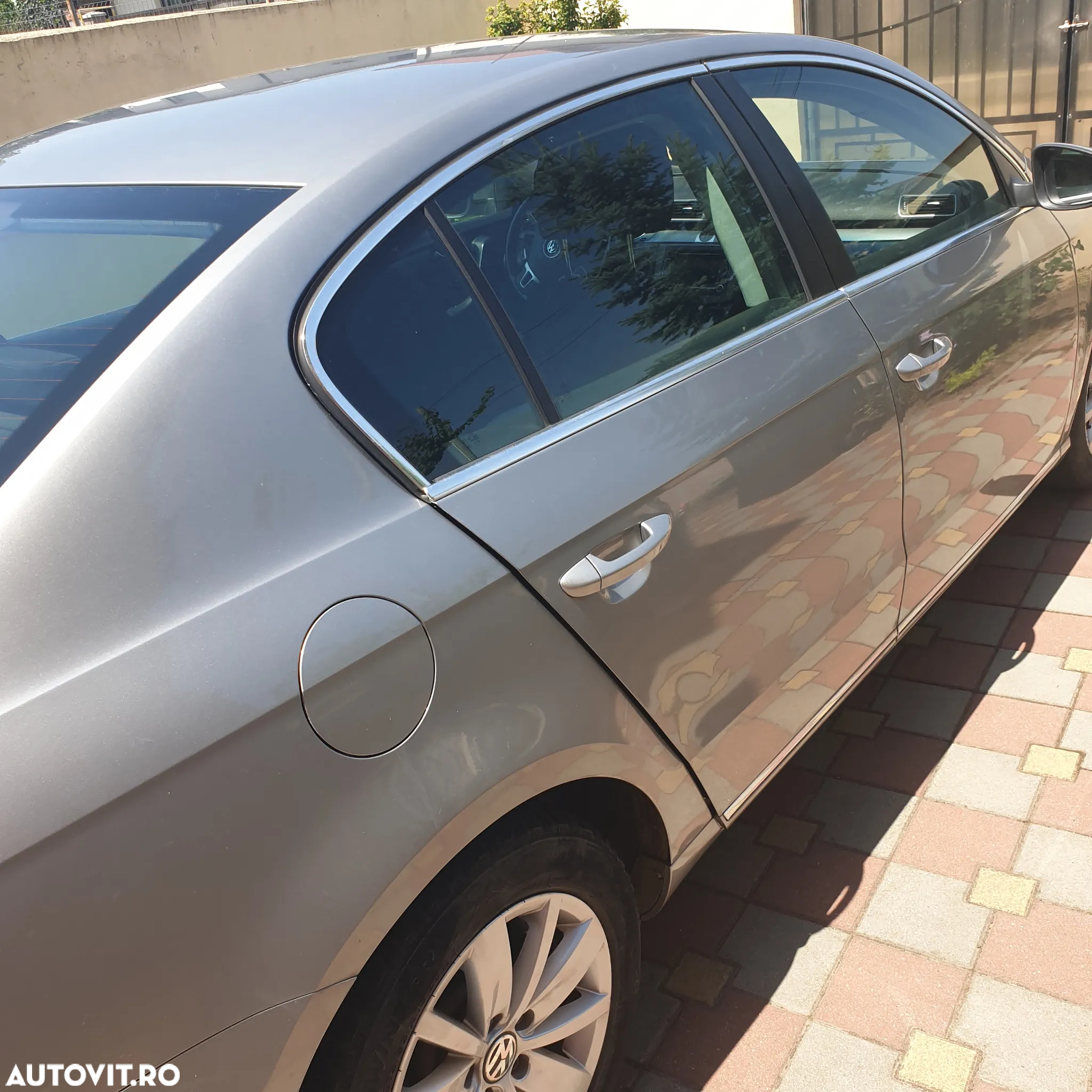 Volkswagen Passat 2.0 TDI BlueMotion Tehnology Comfortline - 6