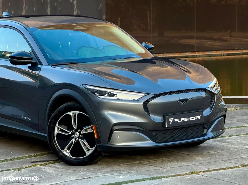 Ford Mustang Mach-E 75.7 kWh Premium AWD - 4