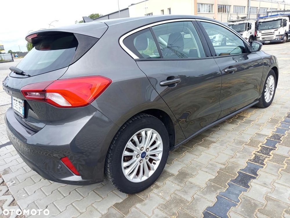 Ford Focus - 5