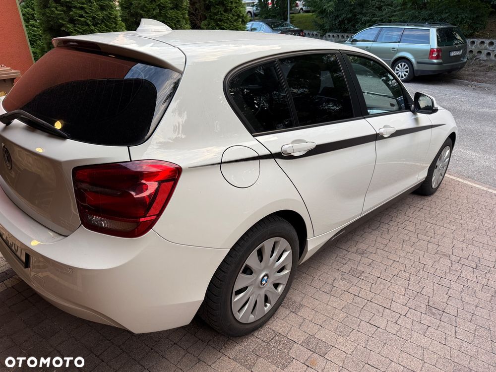 BMW Seria 1 116d - 6