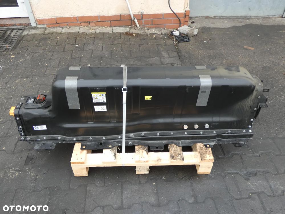 32336936 BATERIA HYBRYDA 51Ah VOLVO V60 II T6 2022- - 1