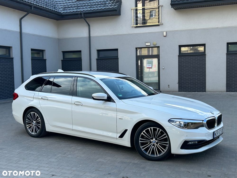 BMW Seria 5 520d Sport Line sport - 14