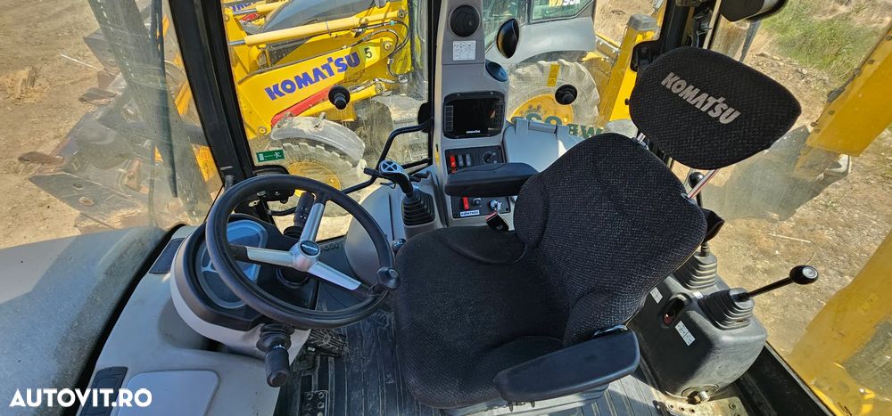 Buldoexcavator Komatsu WB93R, WB 93 R - 7