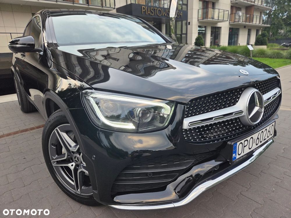 Mercedes-Benz GLC 300 4Matic 9G-TRONIC AMG Line - 21