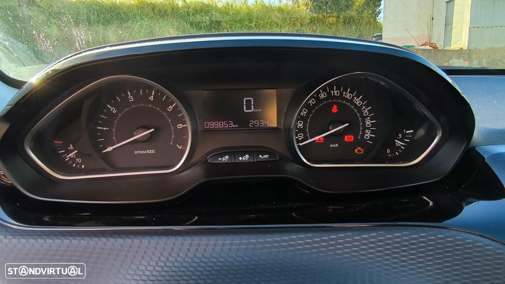 Peugeot 208 1.2 PureTech GT Line - 13