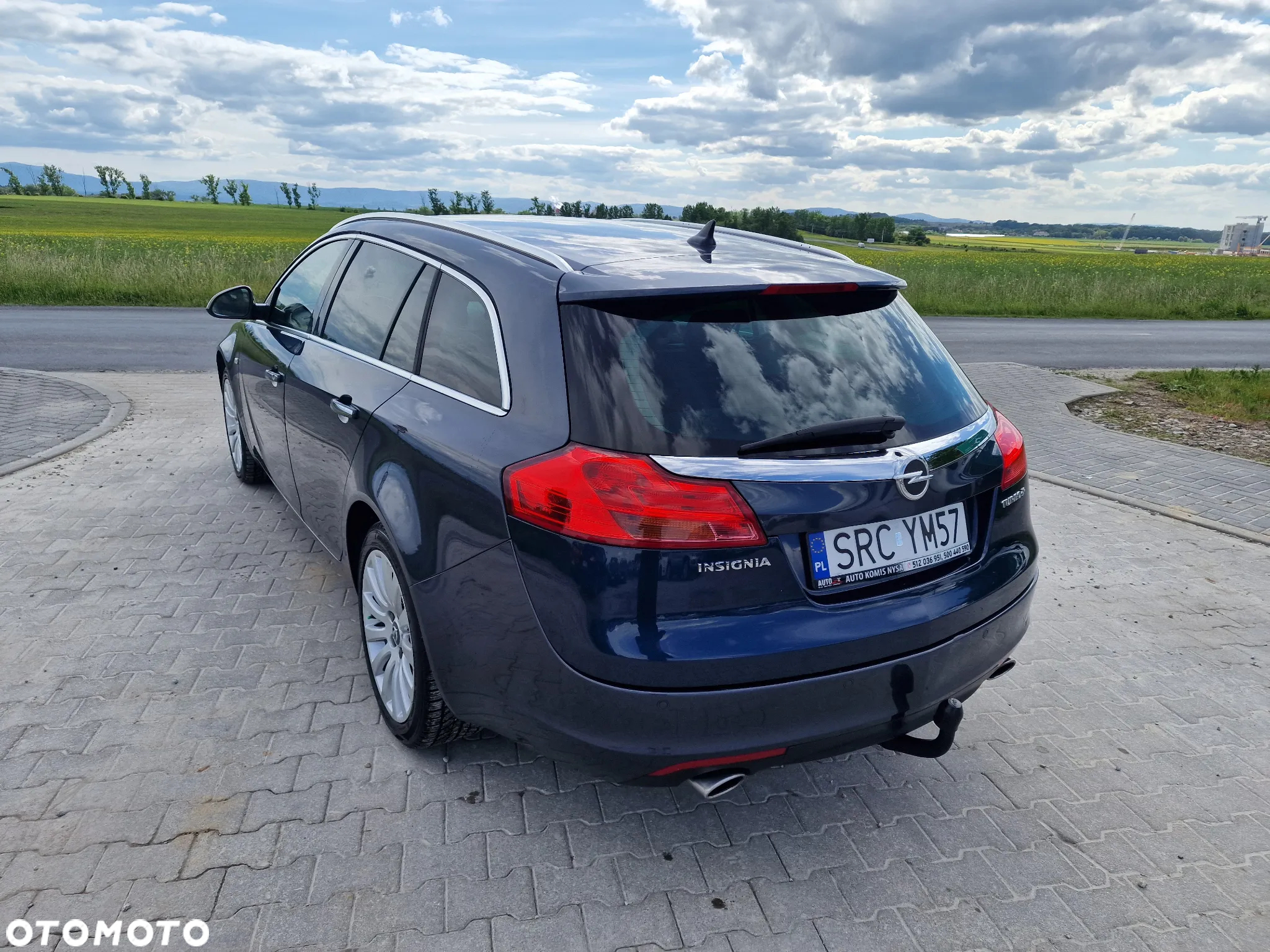 Opel Insignia 2.0 T Cosmo 4x4 - 13