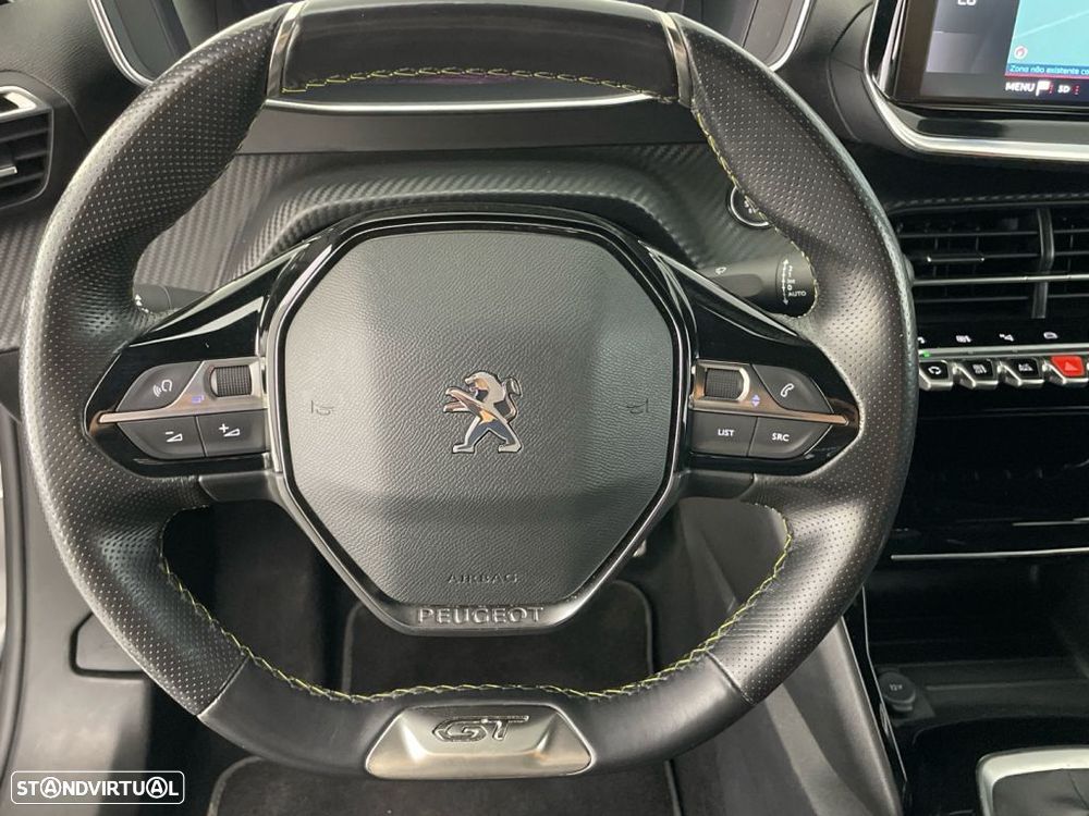 Peugeot 2008 1.2 PureTech GT - 14
