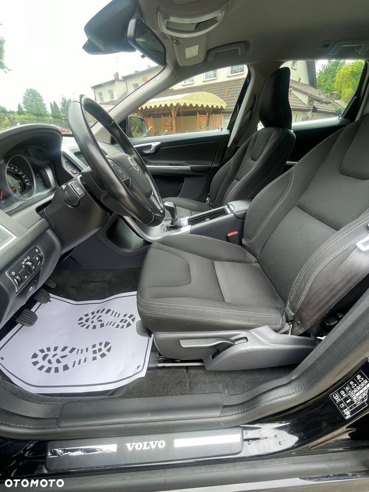 Volvo XC 60 D3 Momentum - 18