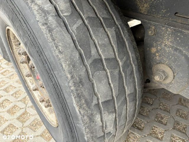 Kögel Kurtyna, SAF, oś podnoszona, dach podnoszony - 9