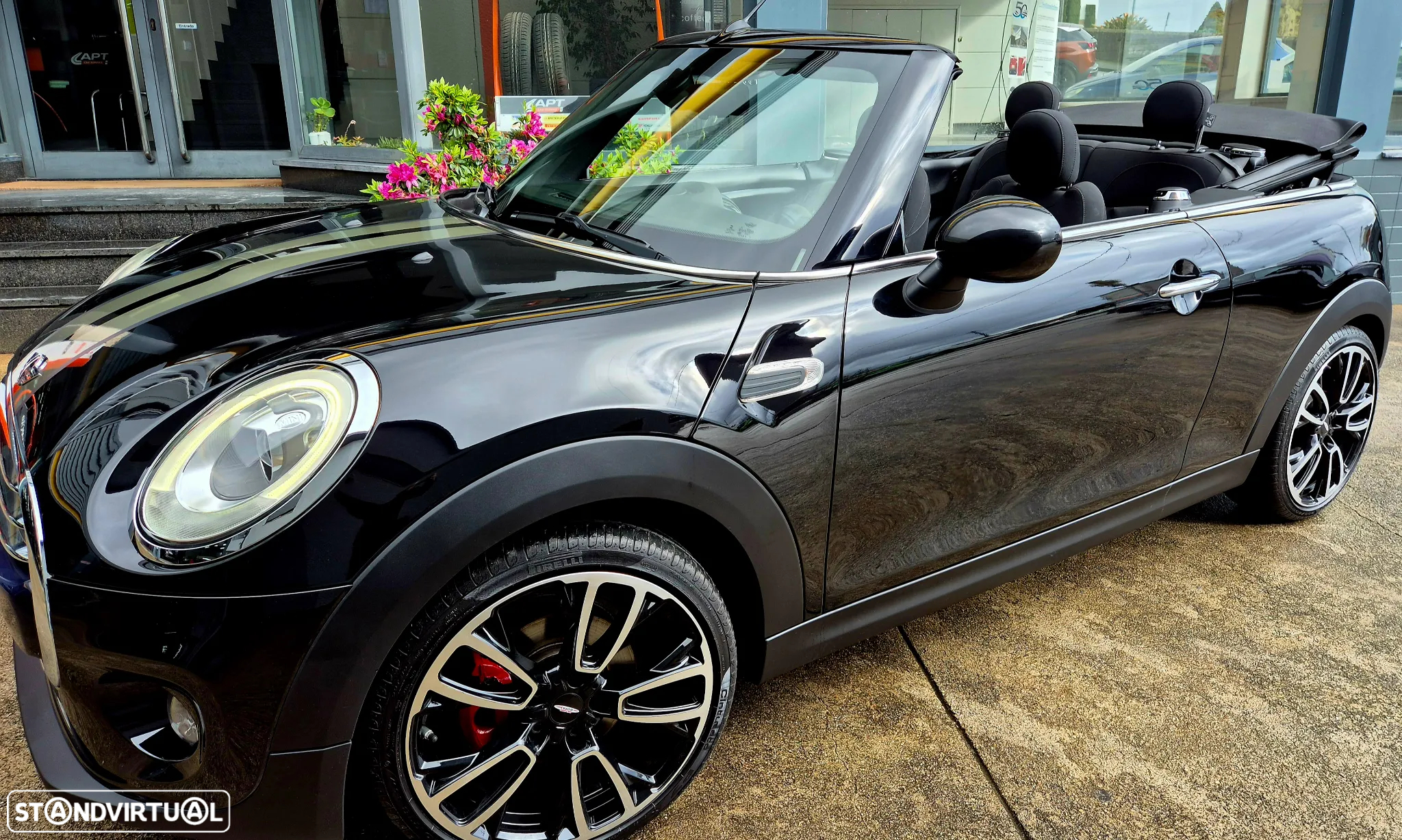 MINI Cabrio Cooper - 10