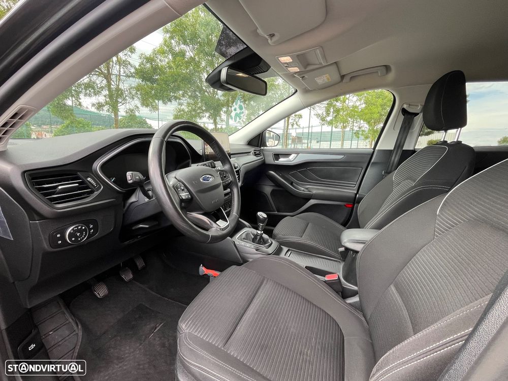 Ford Focus SW 1.0 EcoBoost S&S TITANIUM - 12