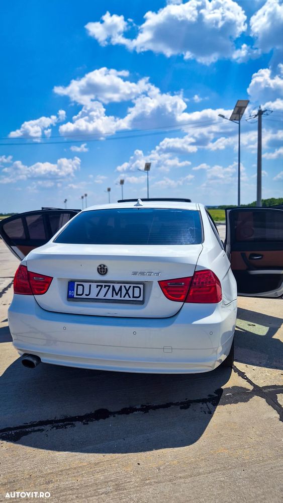 BMW Seria 3 320d - 6