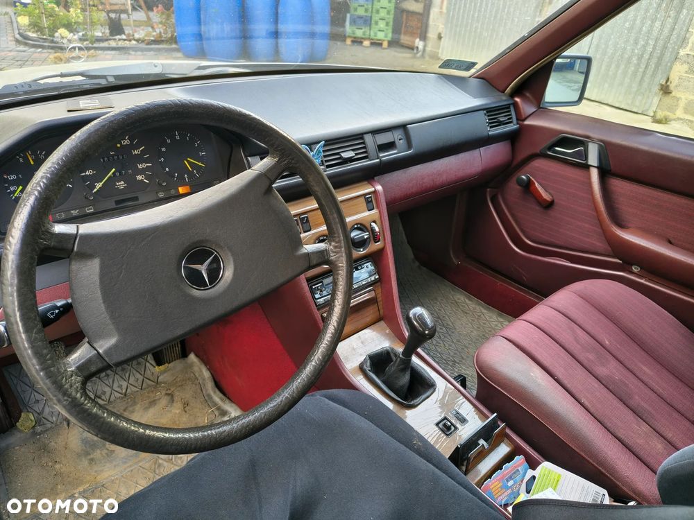 Mercedes-Benz W124 (1984-1993) - 7