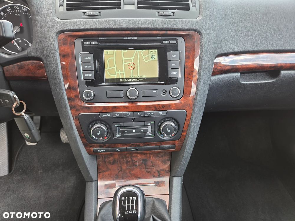 Skoda Octavia 1.6 TDI 4x4 Elegance - 9