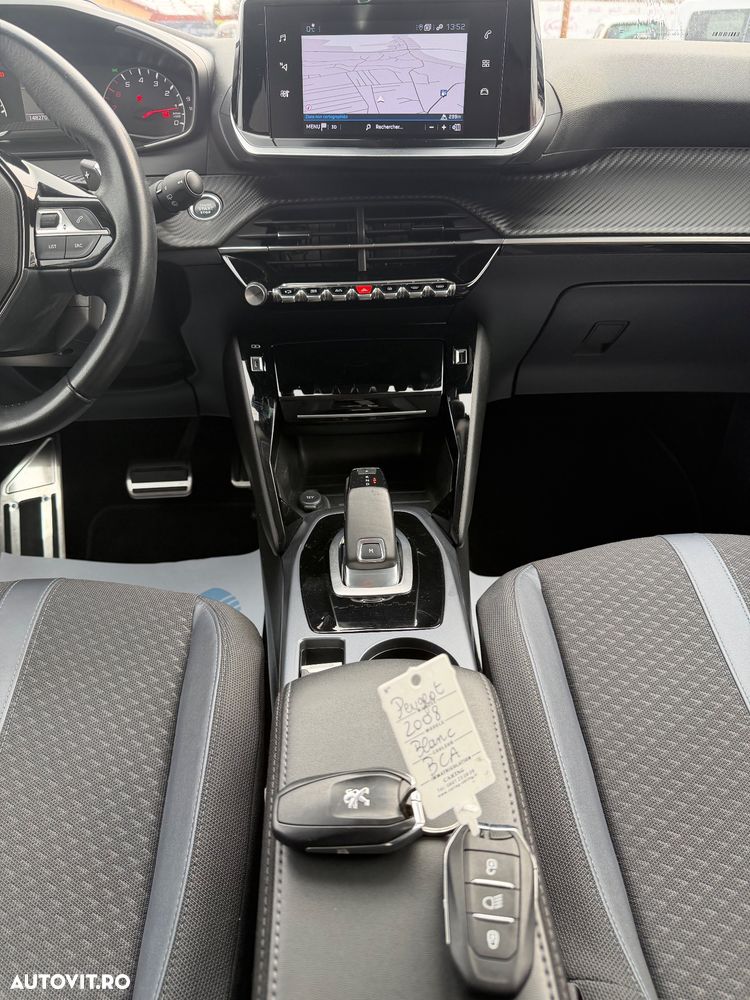 Peugeot 2008 1.5 BlueHDI EAT8 STT GT Pack - 39