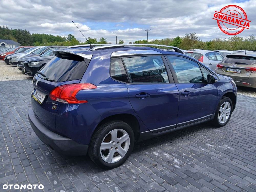 Peugeot 2008 - 8