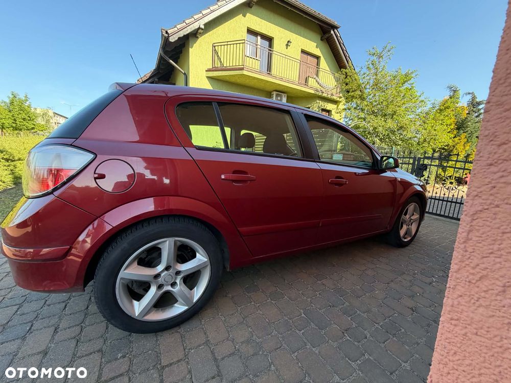 Opel Astra - 2