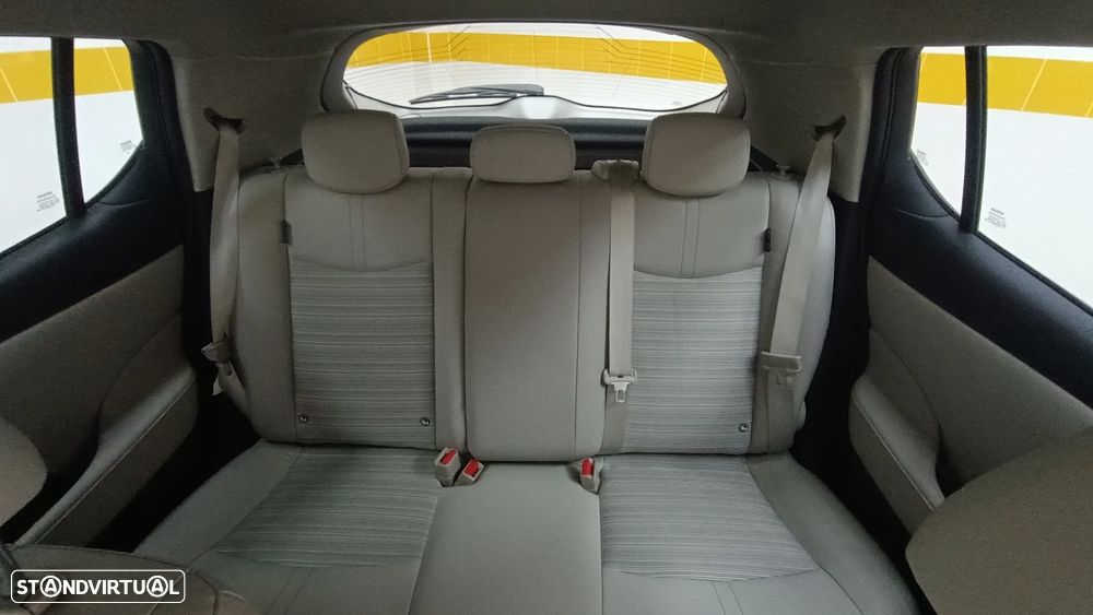 Nissan Leaf - 8