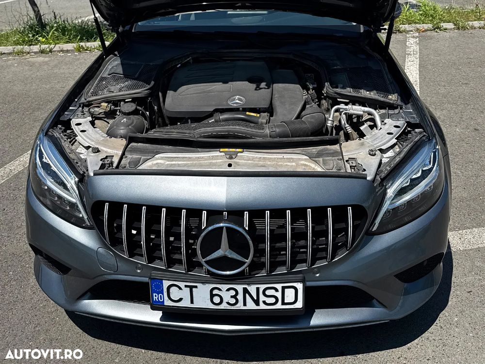 Mercedes-Benz C - 8