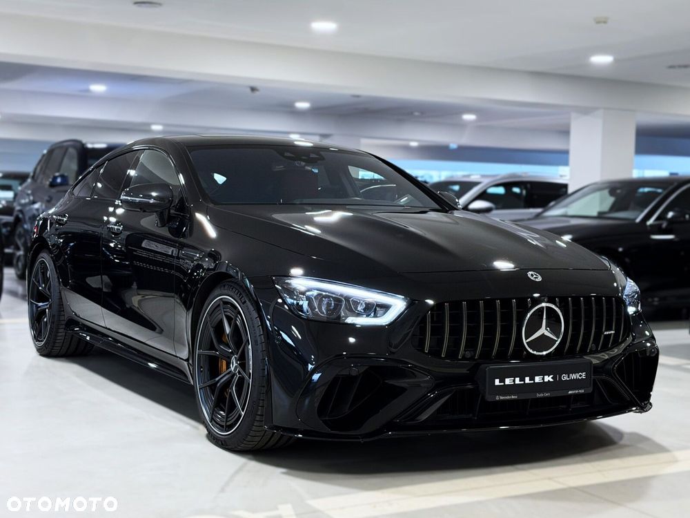 Mercedes-Benz AMG GT - 7