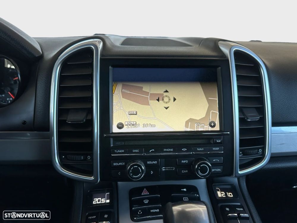 Porsche Cayenne 3.0 V6 - 12