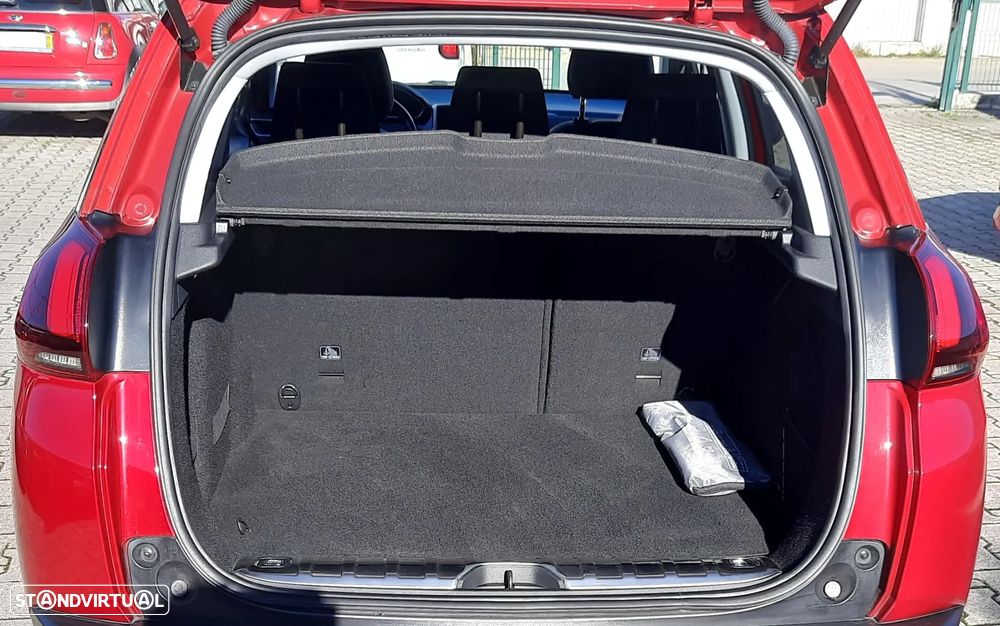 Peugeot 2008 1.2 PureTech Allure - 13