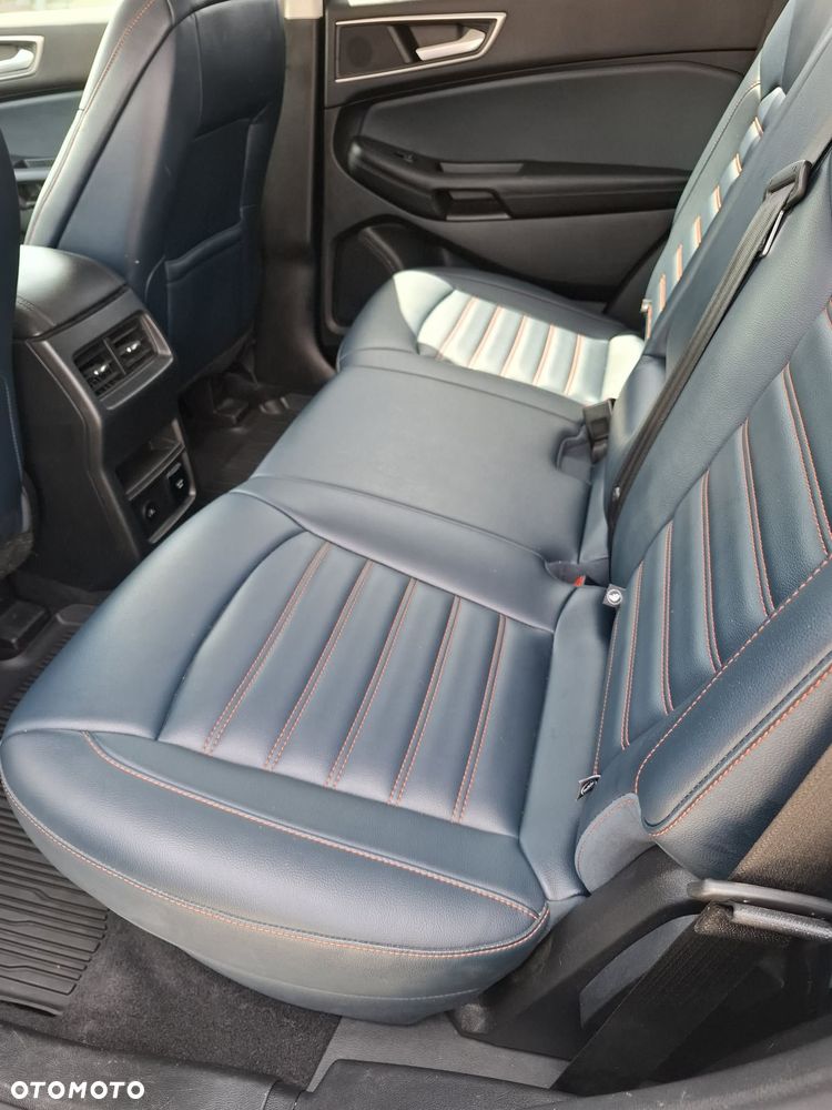Ford Edge - 15