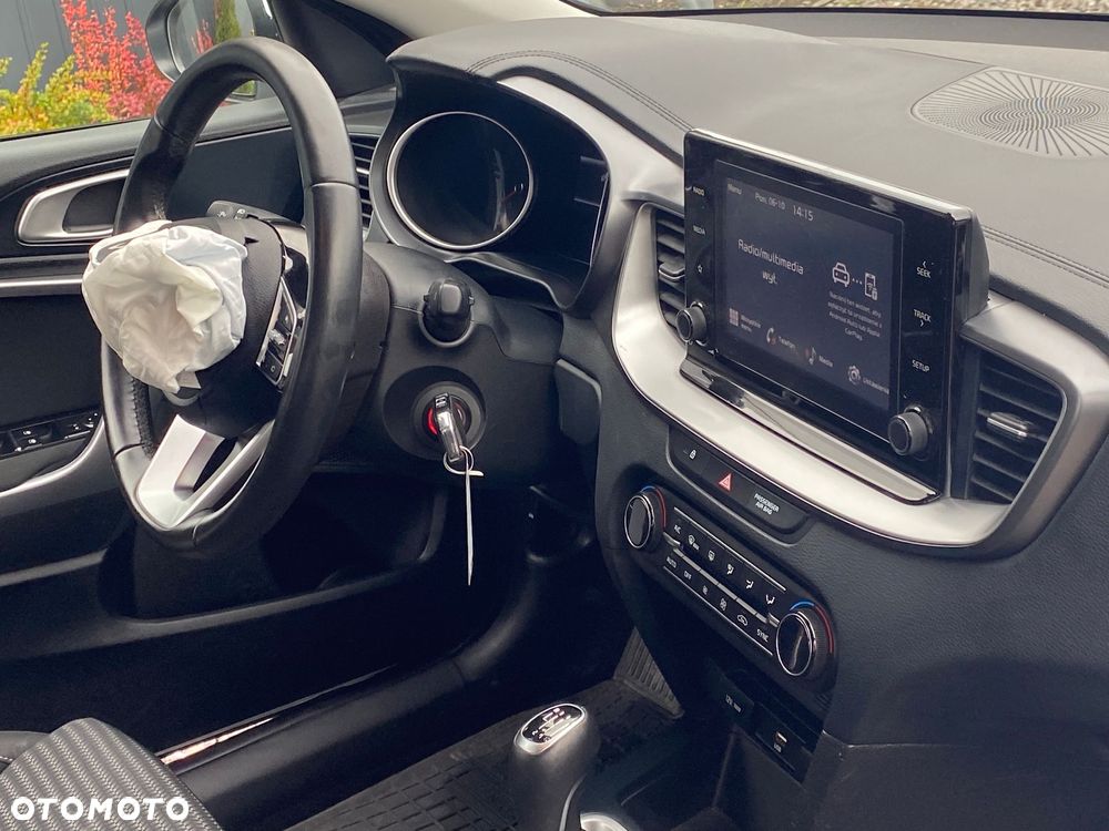 Kia Ceed 1.5 T-GDI M - 15