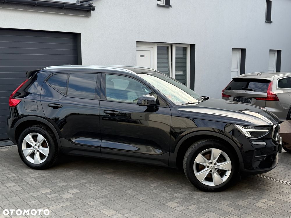 Volvo XC 40 B3 B DKG Plus Black Edition - 18