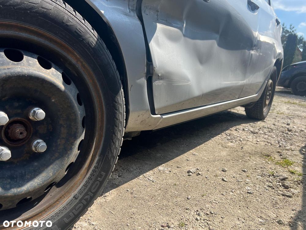 Toyota Yaris Hybrid 100 Premium - 27